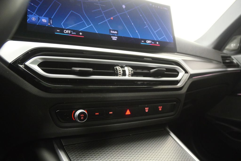 Thumbnail: 2023 BMW 3 Series - 26