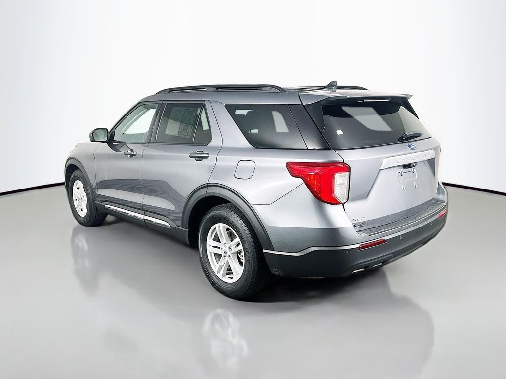 Used 2023 Gray Ford XLT image 5