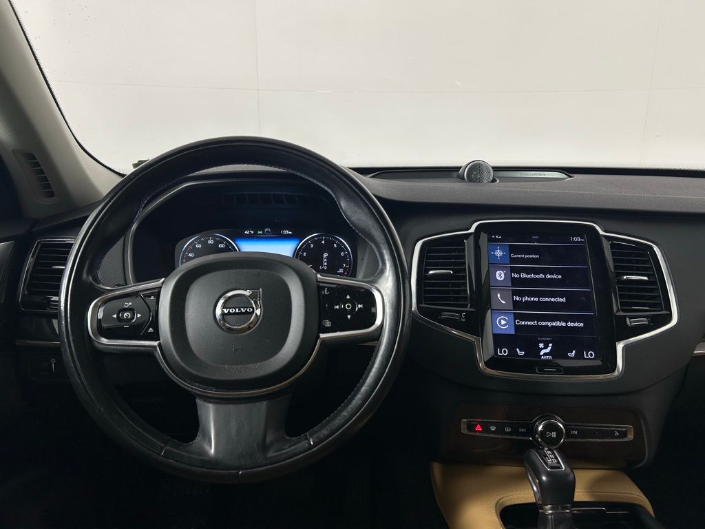 Thumbnail: 2016 Volvo XC90 - 23