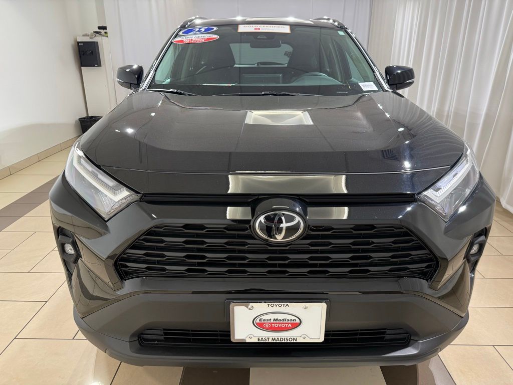 Thumbnail: 2025 Toyota RAV4 - 8