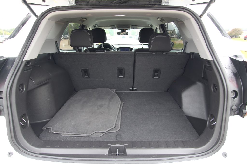 Used 2024 GMC Terrain SUV