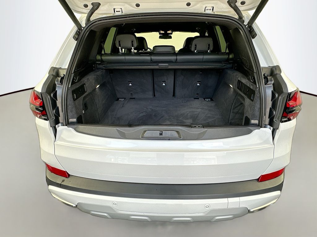 Thumbnail: 2024 BMW X5 - 28