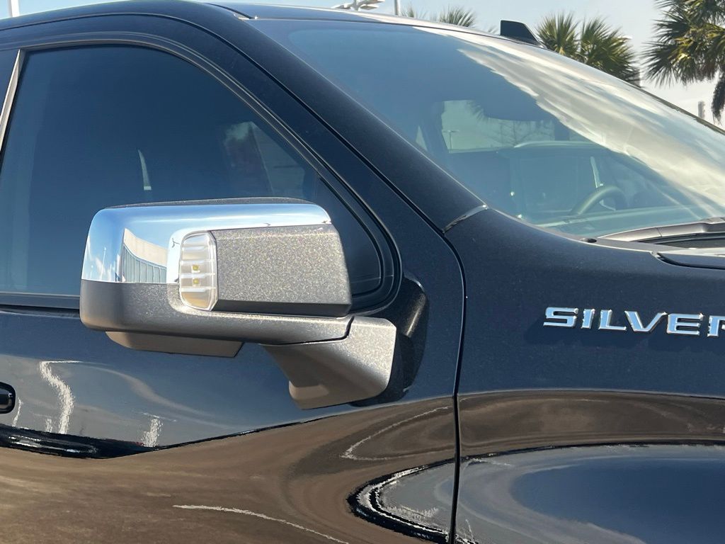2026 Chevrolet Silverado 1500 LT - 10