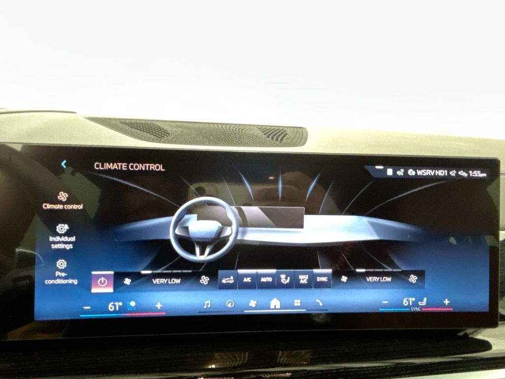 Thumbnail: 2026 BMW X6 - 19