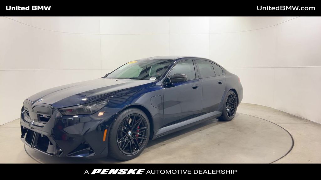 Thumbnail: 2025 BMW M5 - 4