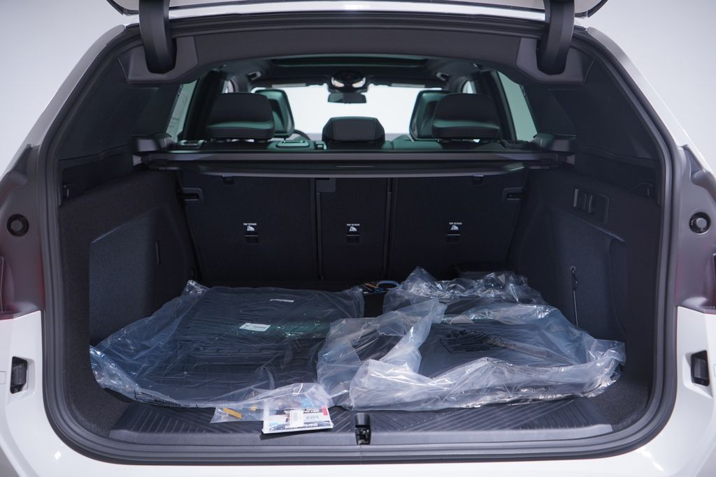 Thumbnail: 2026 BMW X3 - 13