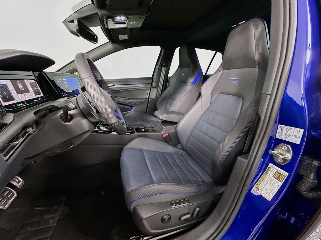 Thumbnail: 2024 Volkswagen Golf - 21