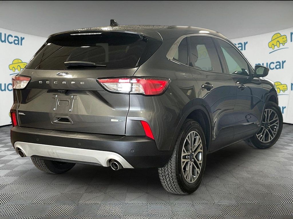 2020 Ford Escape — photo 6