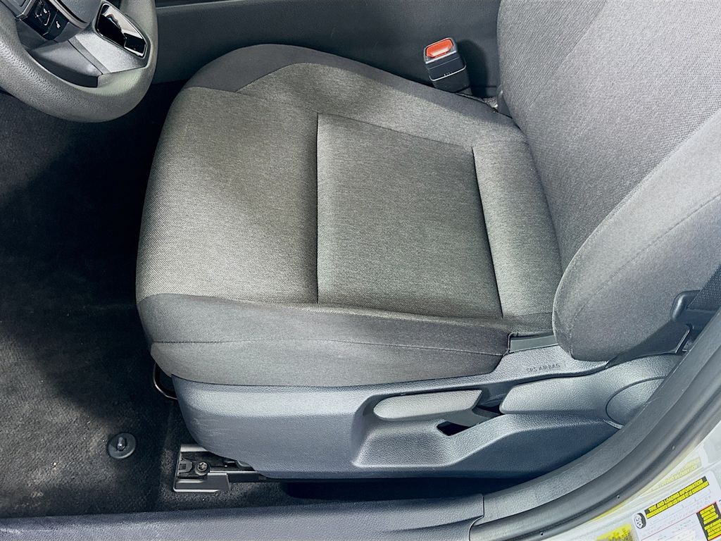 Thumbnail: 2025 Toyota Camry - 20