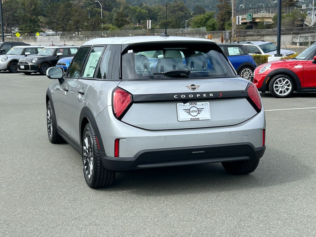 Thumbnail: 2027 MINI Cooper - 3