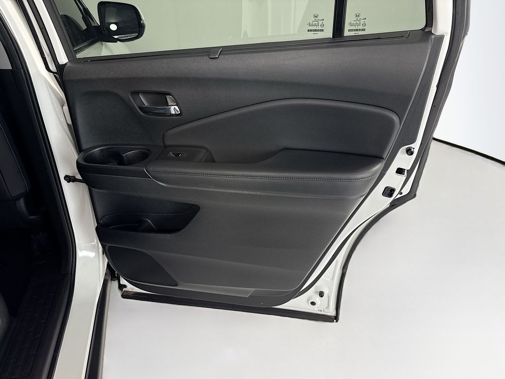 Thumbnail: 2022 Honda Pilot - 28