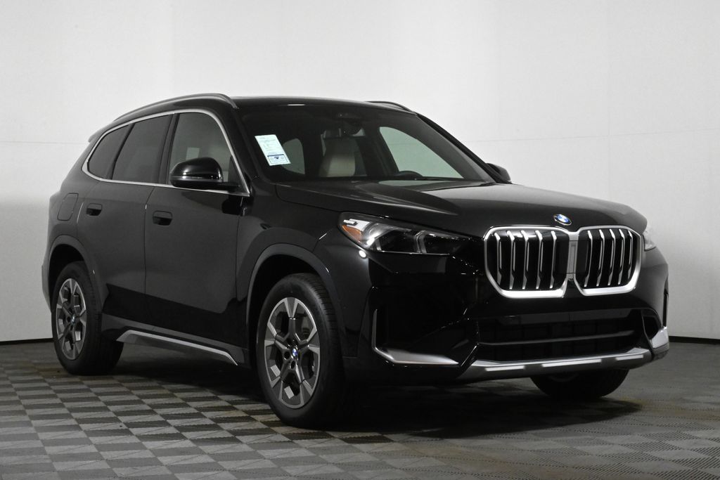 2025 BMW X1 xDrive28i 9