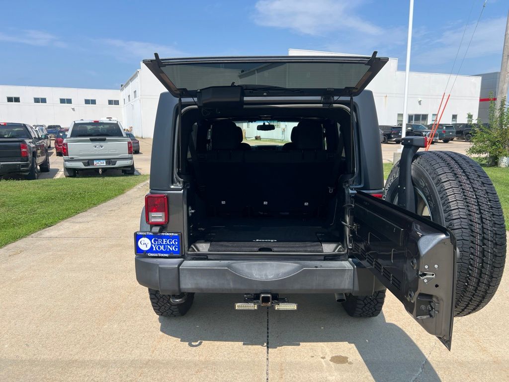 Used 2016 Jeep Wrangler SUV