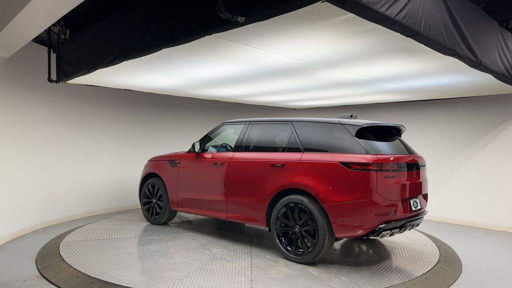 2025 Land Rover Range Rover Sport Dynamic 6