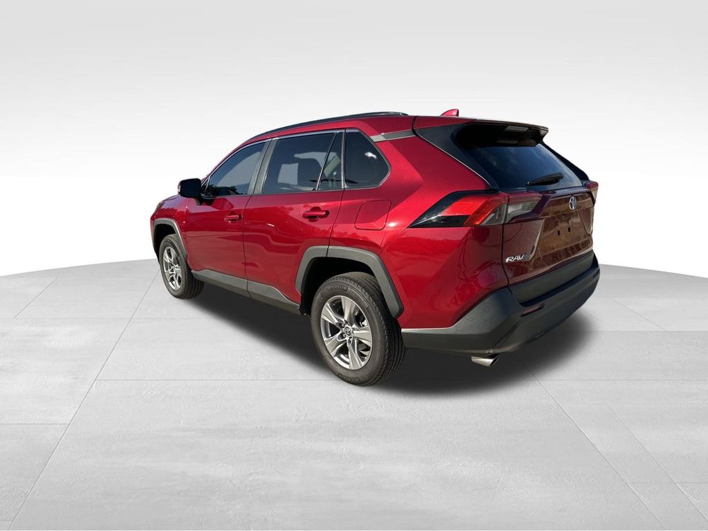 2023 Toyota RAV4 XLE 7