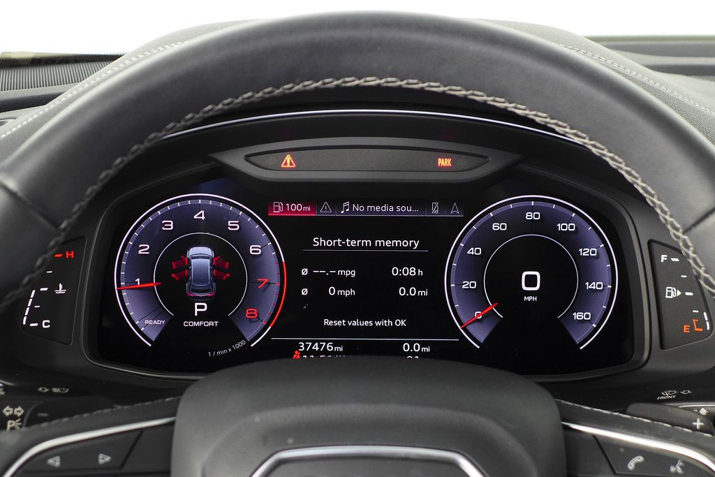 Thumbnail: 2023 Audi Q8 - 27
