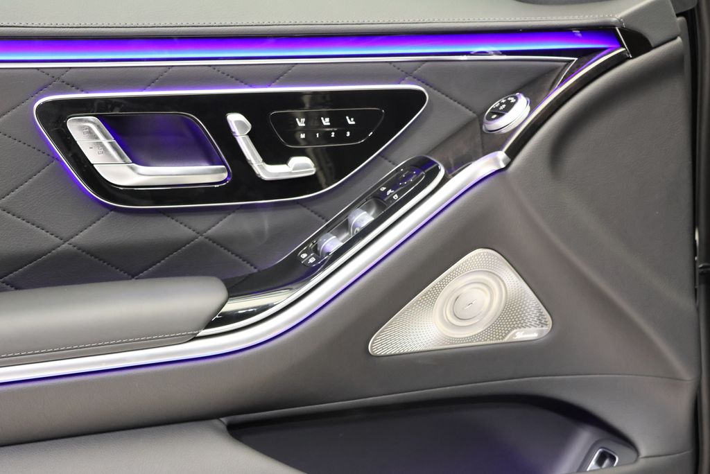 Thumbnail: 2026 Mercedes-Benz S-Class - 30