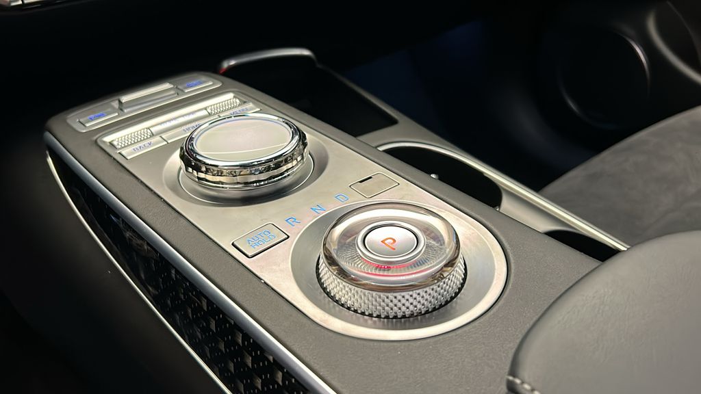 2022 Genesis GV70 Sport 20