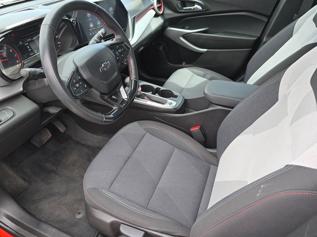 Used 2024 Red Chevrolet 1RS image 18