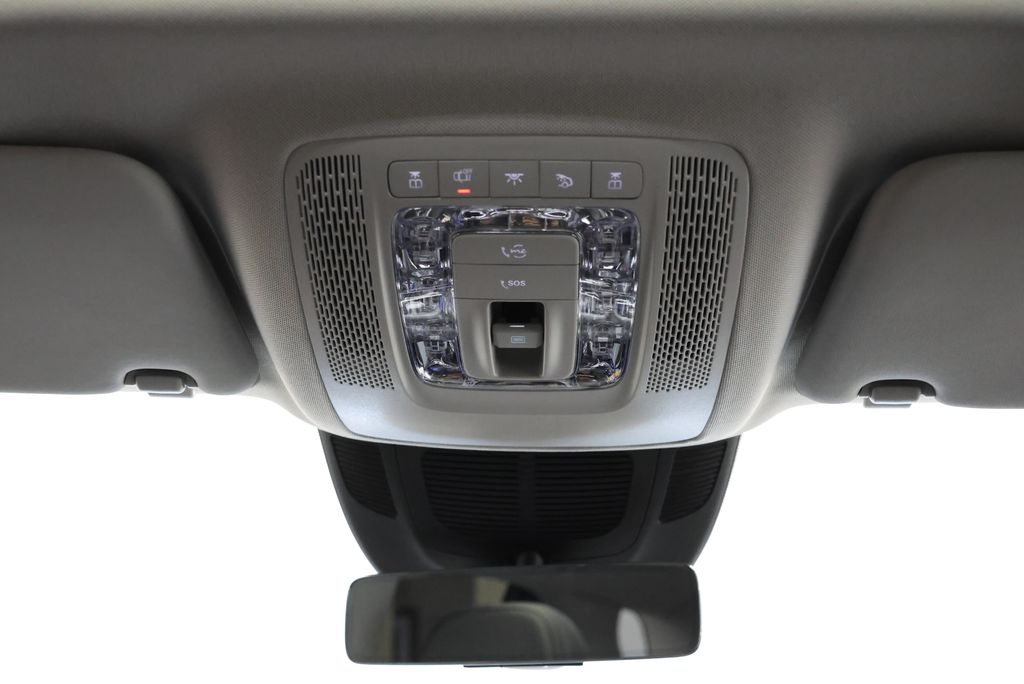 Thumbnail: 2026 Mercedes-Benz GLE - 16