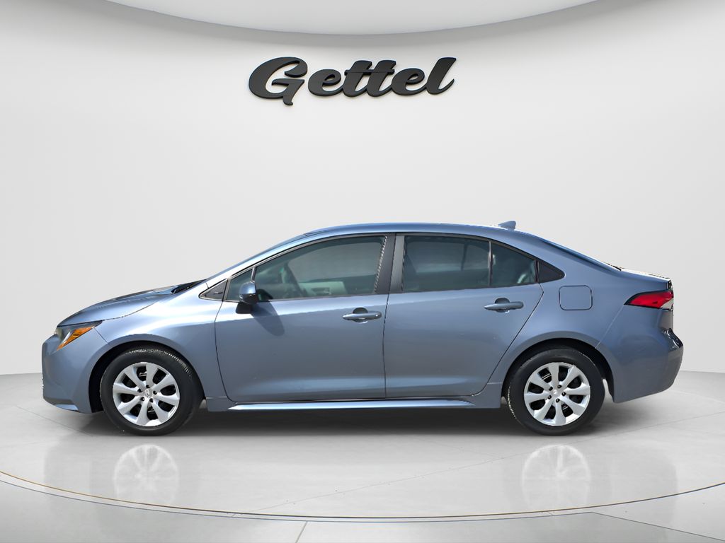 Used 2024  Toyota LE image 8