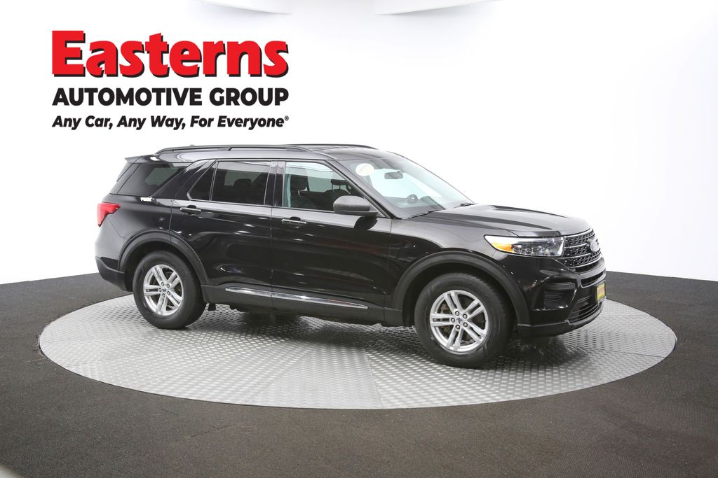 Used 2021 Black Ford XLT image 46