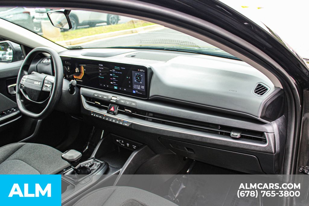 Used 2025 Gray Kia LXS image 23