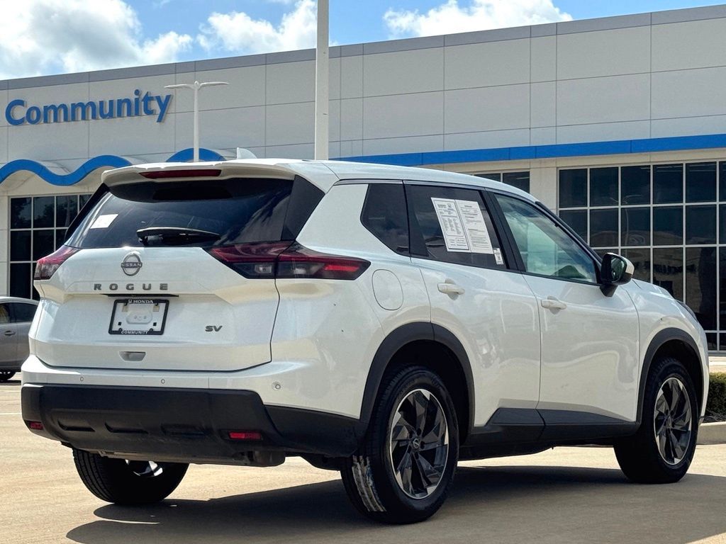 2024 Nissan Rogue SV White at Central Houston Nissan