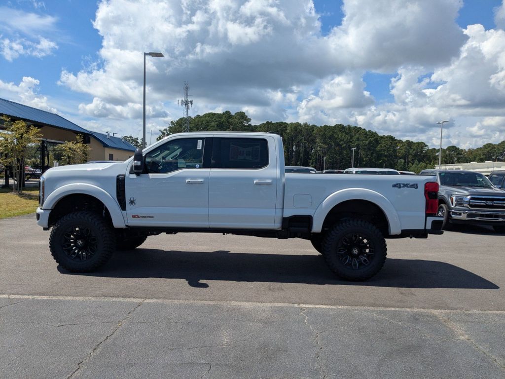 2025 Ford F-250 Black Widow
