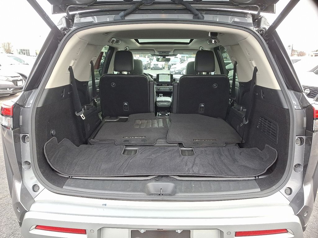 Thumbnail: 2023 Nissan Pathfinder - 31