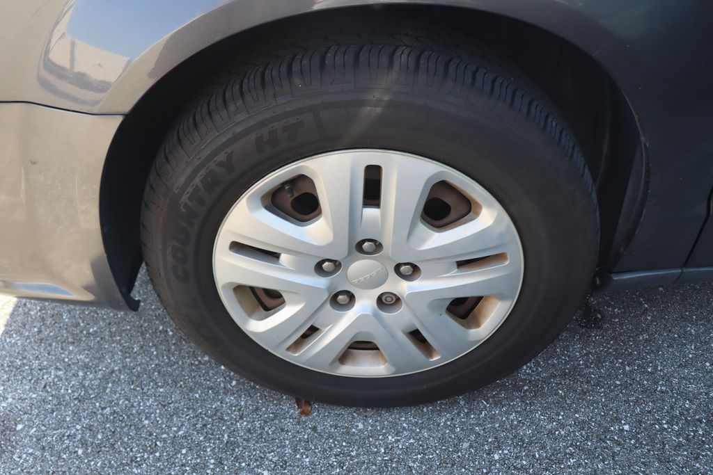 Thumbnail: 2015 Dodge Grand Caravan - 4