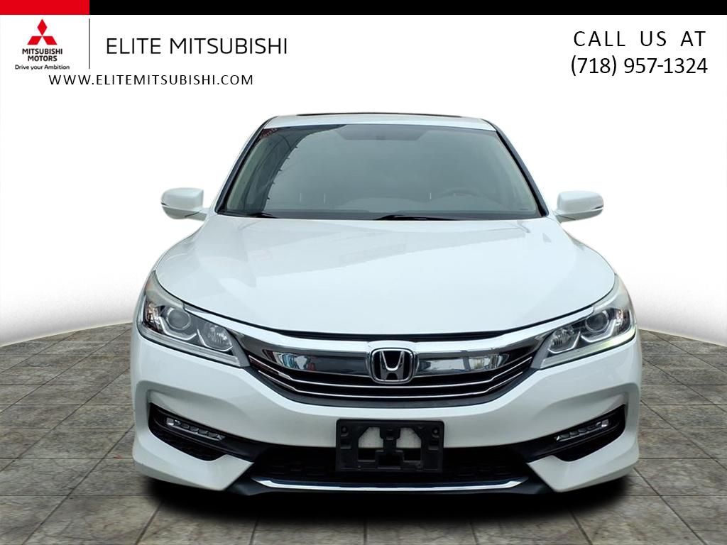 2017 Honda Accord EX photo 2