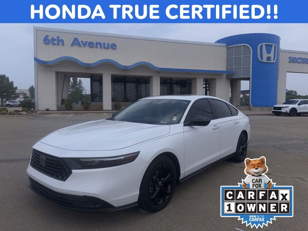 Platinum White Pearl 2025 Honda Accord SE FWD Sedan Front-Wheel Drive Continuously Variable Transmission