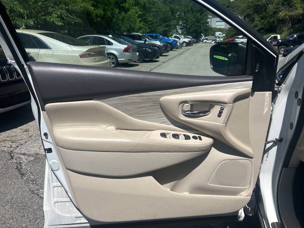 2018 Nissan Murano SL White at Bob Ruth Ford