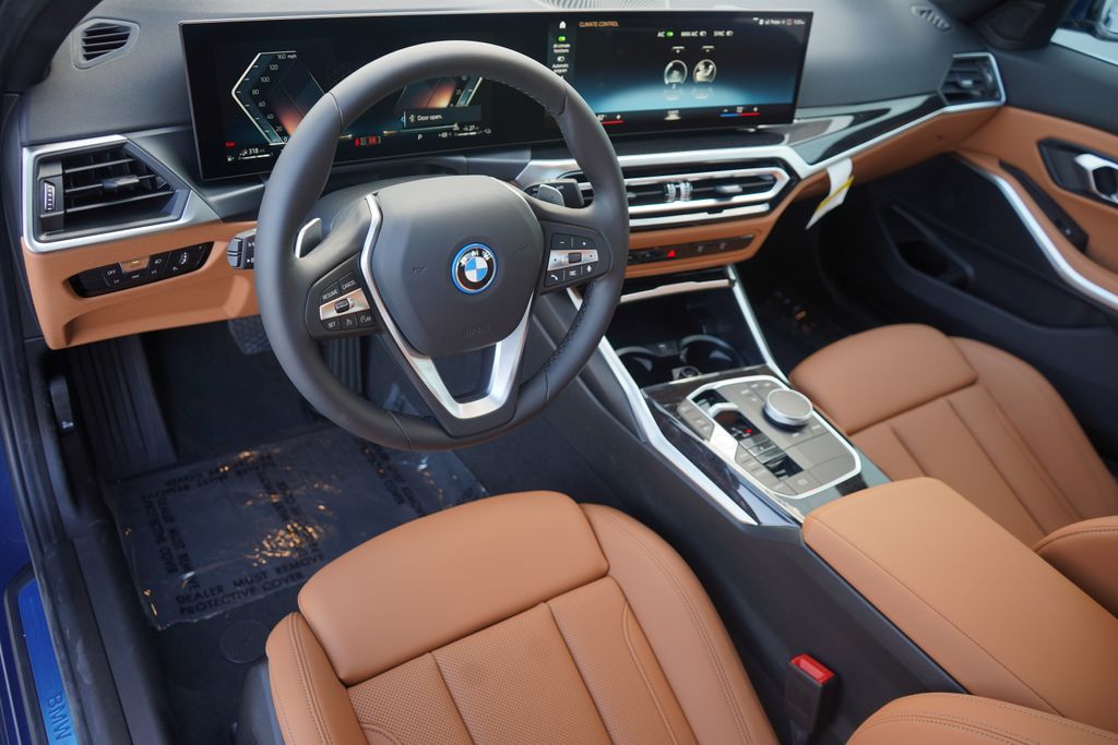 2024 BMW 3 Series 330e iPerformance 13