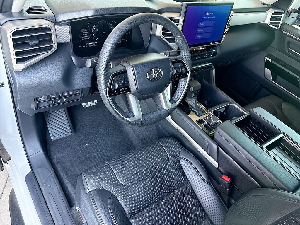 Thumbnail: 2023 Toyota Tundra - 9