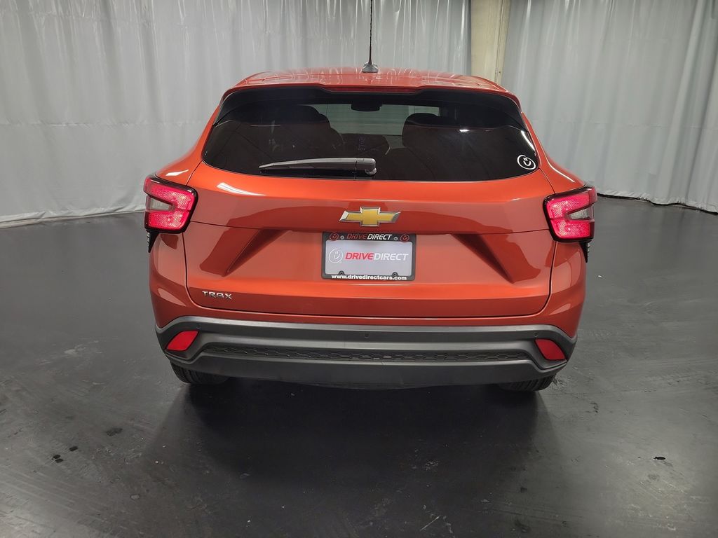 View vehicle photo 7