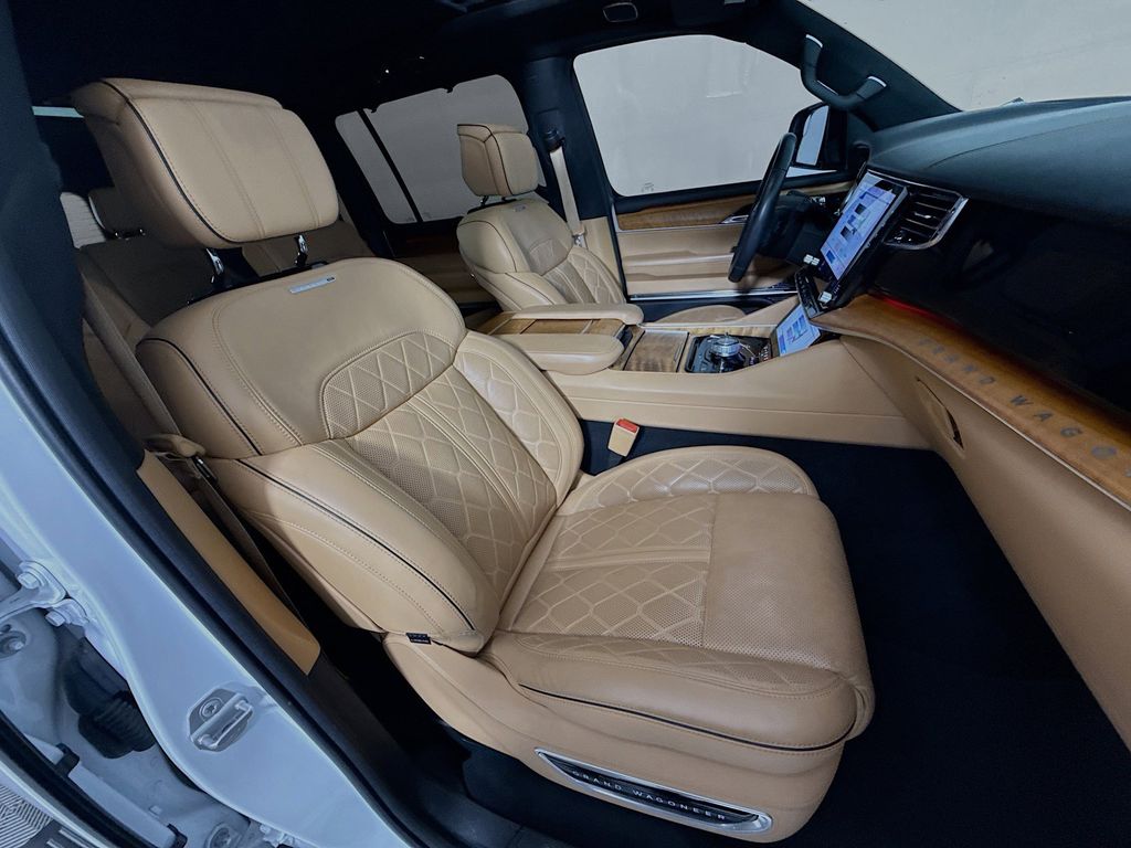 Thumbnail: 2023 Jeep Grand Wagoneer - 30