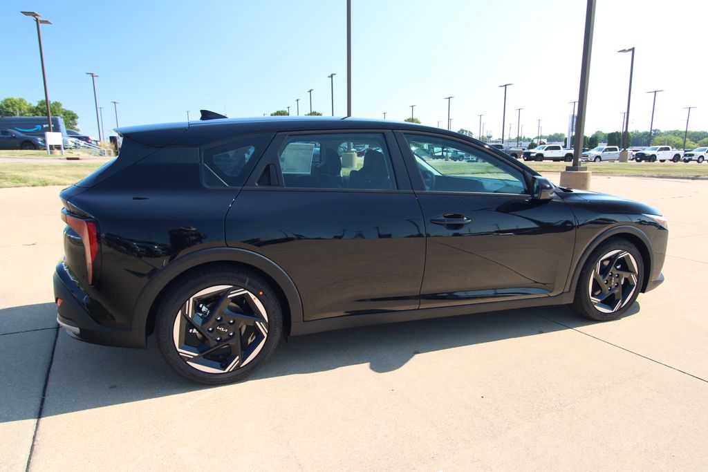 New 2026 Kia K4 Hatchback Hatchback