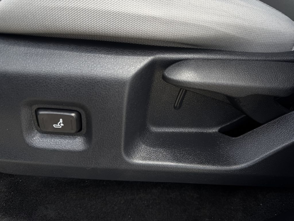 Used 2025 Toyota Tacoma Truck
