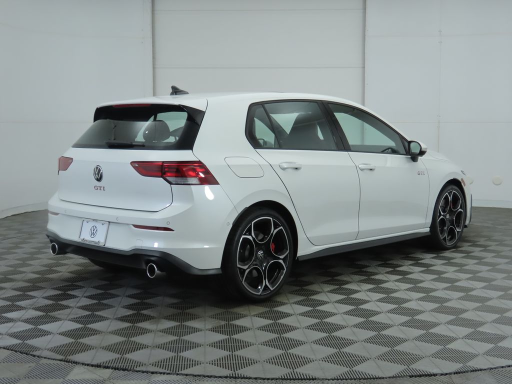 Thumbnail: 2025 Volkswagen Golf - 5