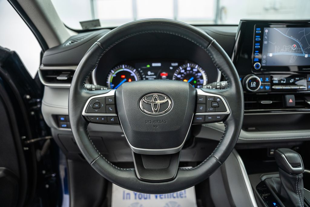ToyotaHighlander Hybrid31
