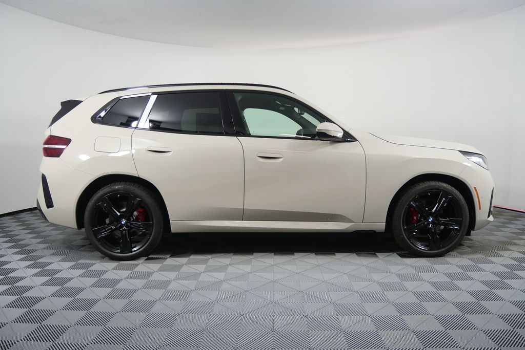Thumbnail: 2026 BMW X3 - 2