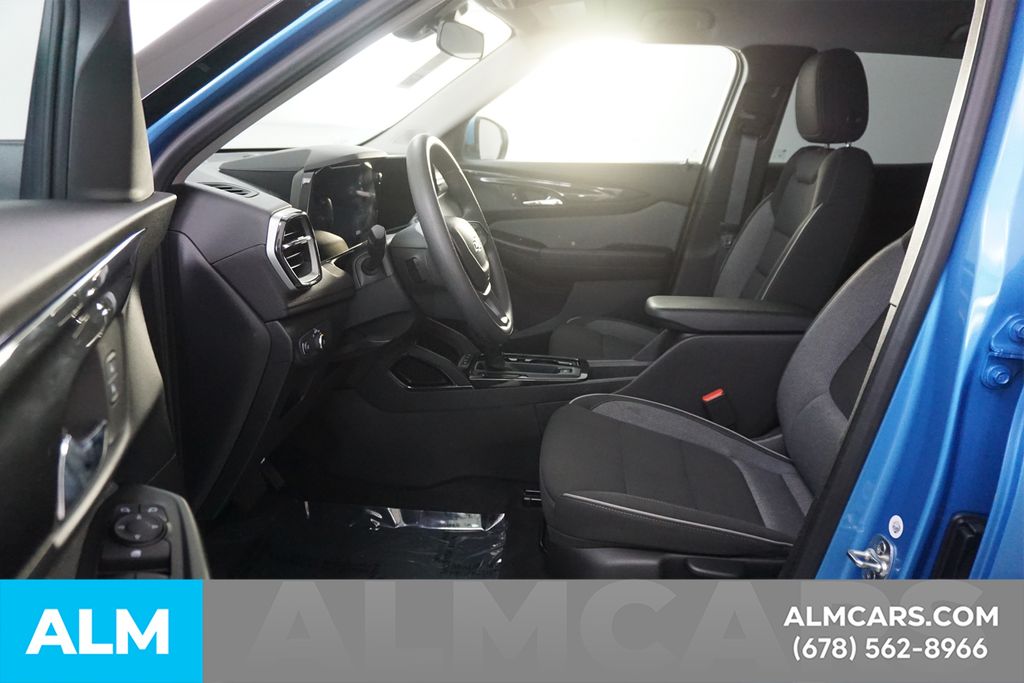 Used 2025 Blue Chevrolet LT image 16