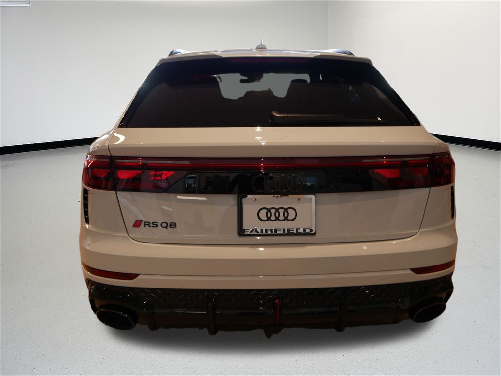 Thumbnail: 2026 Audi RS Q8 - 3