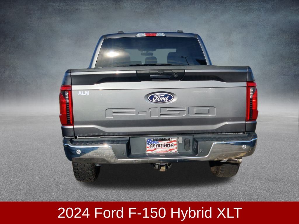 View vehicle photo 4