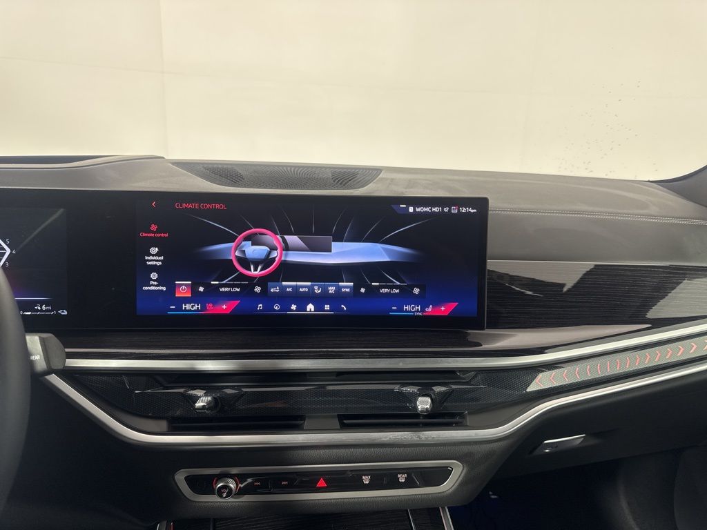 Thumbnail: 2025 BMW X5 - 17