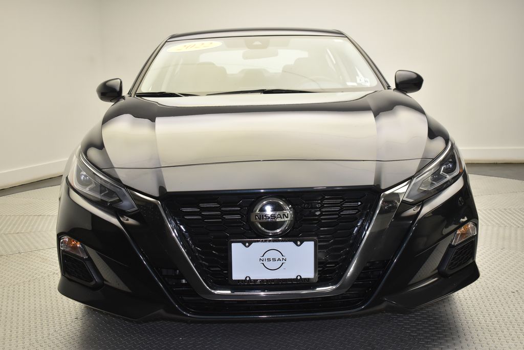 2022 Nissan Altima SV 2