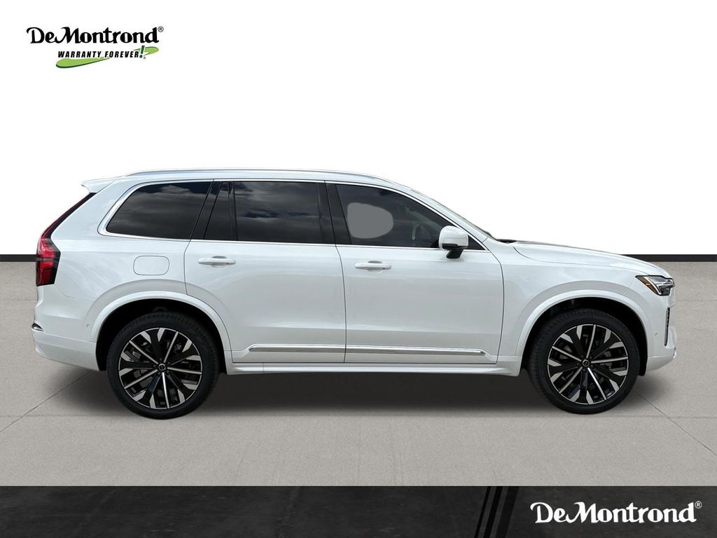 New 2026 Crystal White Volvo B6 Ultra image 4