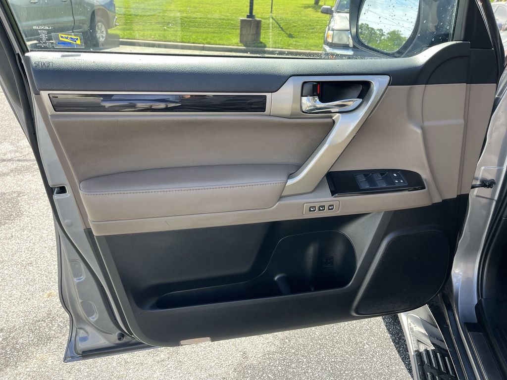 2021 Lexus GX GX photo